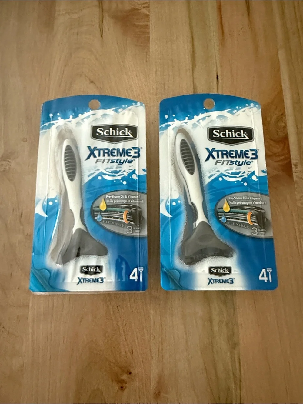 Schick Xtreme3 FitStyle Men’s Disposable Razor - White and Black (Pack of 2)
